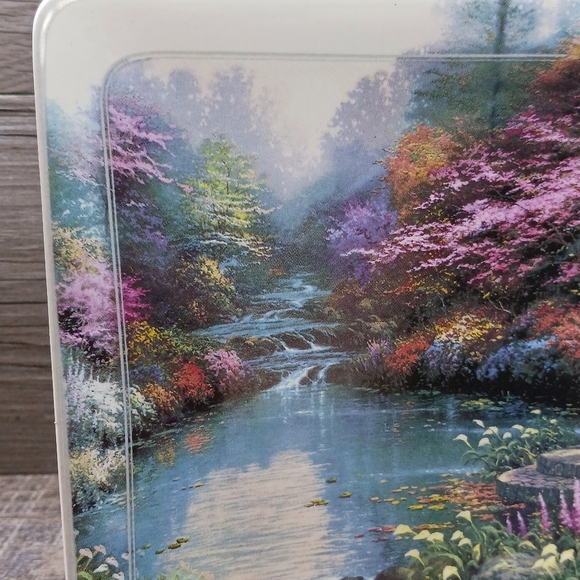 Thomas Kinkade Nature's Retreat Ceramic Decorative Hanging Plate - Picture 3 of 12